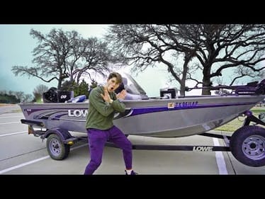 I Bought My FIRST BOAT! -- Why I Hate it & Why I Love it