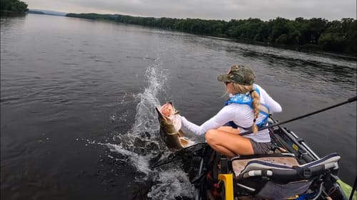 The Craziest thing That Has EVER happened to me! Fishing the Susquehanna River!