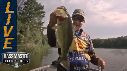 SABINE RIVER: Wendlandt draws close to lead with a kicker