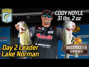 Cody Hoyle leads Day 2 of Basspro.com OPEN at Lake Norman with 31 pounds, 2 ounces