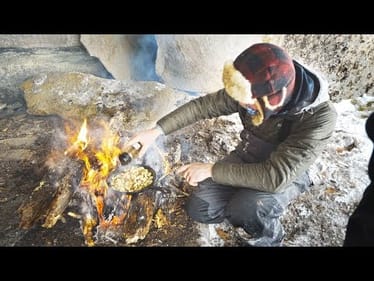 Cave Survival Catch N' Cook During Brutal Blizzard!