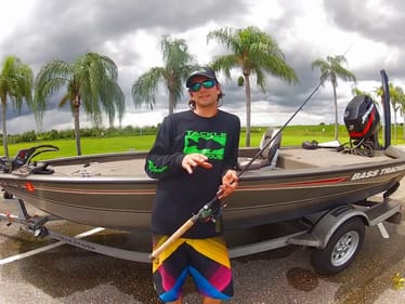bushwhackin - flipping bushes and wood for bass