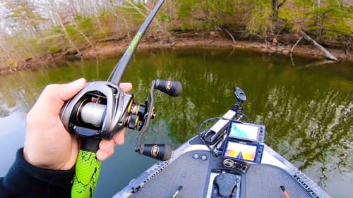 Fishing in CLEAR Lake for BIG DEEP Water Bass