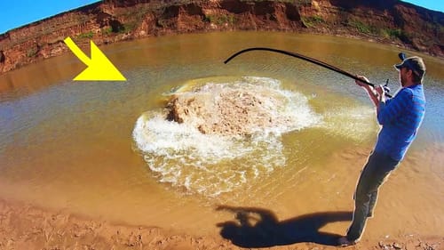 The BIGGEST FISH in the RIVER!! (Bigger than we are)