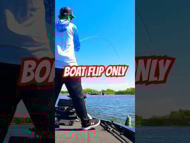 Harris Chain 🎣 Chatterbait Fishing MLF Toyota Series #short #bassfishing #boatfliponly
