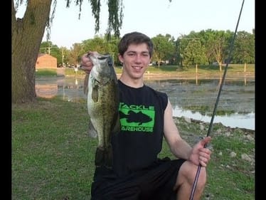 Chunker Bass on the Dragin' Baits Bruiser Frog