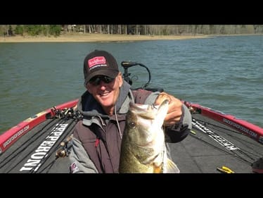 The 3 best sections of the lake for fall fishing.