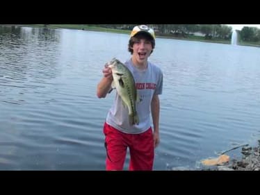 Nice Female Largemouth Bass HQ (5/25/10)