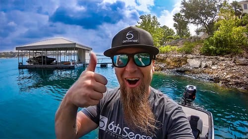 EPIC UNDERWATER FISH SCHOOL FOOTAGE, HUGE BIRD Tries To EAT MY BAIT, He SWALLOWED IT, SAVE THE FISH!