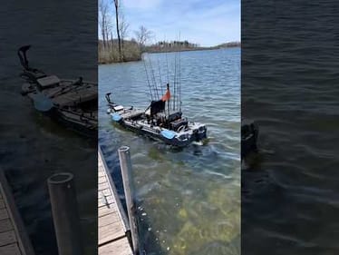 Homie Reverse Parked is Kayak 🤯