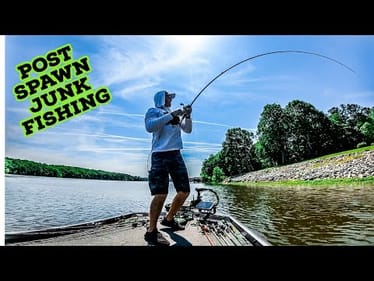 Fishing POST SPAWN and COLD FRONT Conditions on a MUDDY Lake!! || Lake Chesdin Bass Fishing