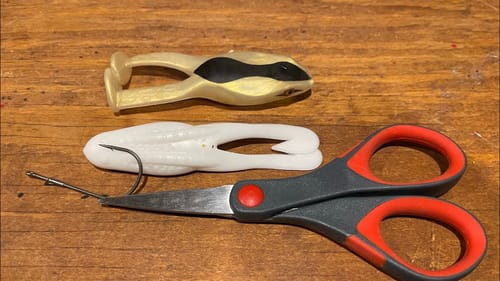 You’ll Never Rig Your Toads And Frogs The Same Way After Seeing This Hack…
