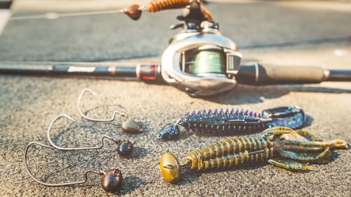 Swing Head Jigs For Early Summer Bass