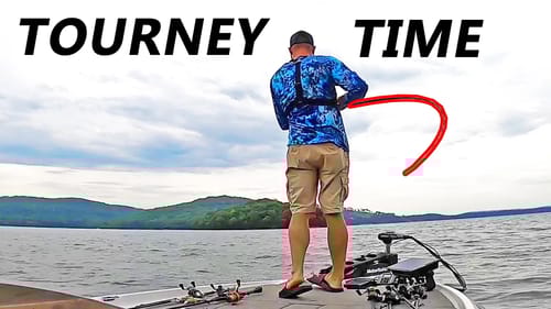 BASS TOURNAMENT in the NEW BOAT! (Lake Guntersville)