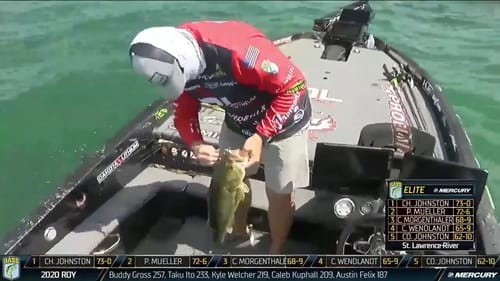 Yamaha Clip of the Day - Mosley's mega largemouth