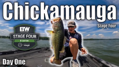 30LBS of Bass in 30 MINUTES! MLF Stage 4 - Lake Chickamauga, TN - Day 1
