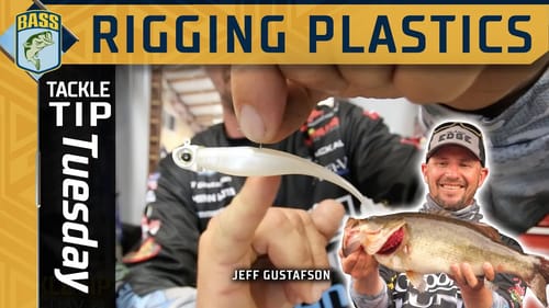 Rigging your elastic soft plastics correctly with Jeff Gustafson