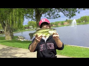 Huddle Bug Bass (5-2-10)