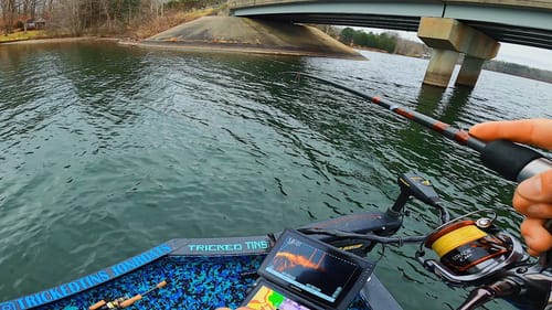 Winter Fishing HOT WATER Lake!!
