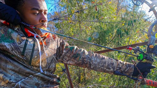 My FIRST Bow HUNT of the Season (2020)