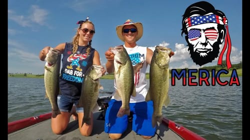 'MERICA!' 4th OF JULY SMACKDOWN! Catching HUGE Bass!