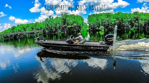 ALWAYS Keep These IMPORTANT ITEMS In Your Boat!! || New Boat Owners Safety Guide