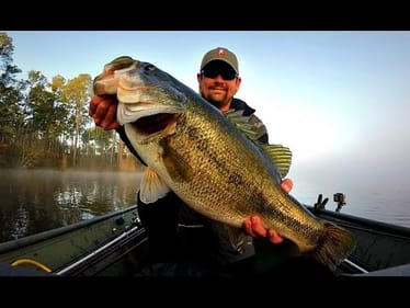 Spring Bass Fishing with Swim Jigs - Spawning Grass Flats