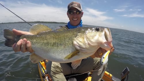 Cranking up Big Bass in a Kayak