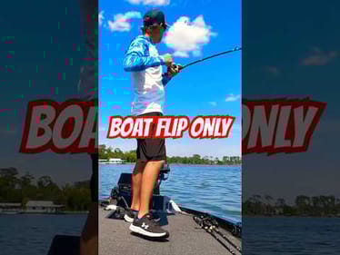 Harris Chain 🎣 Chatterbait Fishing #short #bassfishing #boatfliponly
