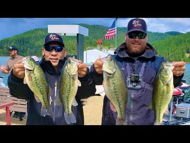 Dragging FAT Pre-Spawn Bass Out of Heavy Cover with the NEW Jig and Cashing a Check in the Club TOC