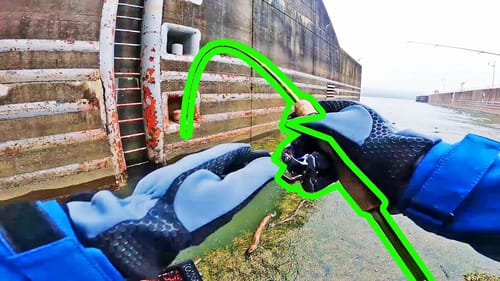 Crappie Fishing The Dam + Current! (LOADED)