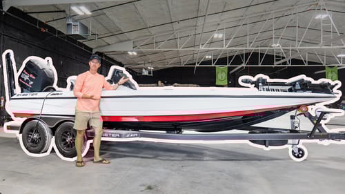 Breaking in NEW Boat Right! Summer Bass Dangle