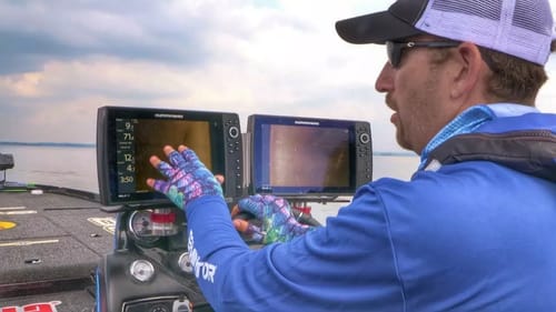 How I Setup Dual Fish Finders for Side Imaging With Ott DeFoe