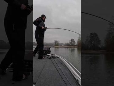 🤯 What Was This Bass Thinking?! INSANE WINTER BITE! 🤯