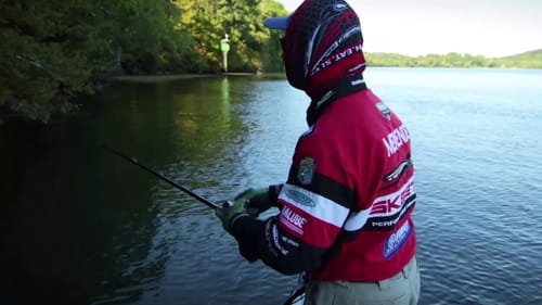 Fishing Vertical Banks for Bass