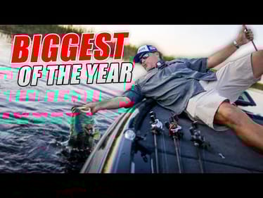 MY BIGGEST BASS of the Year! - Lake Okeechobee