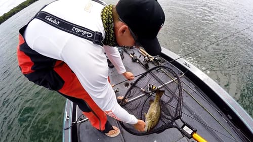 There are GIANTS in Here!! (Tough Fishing)