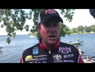 Kevin VanDam surprised by 24 pound bag on Day 1 at St. Lawrence