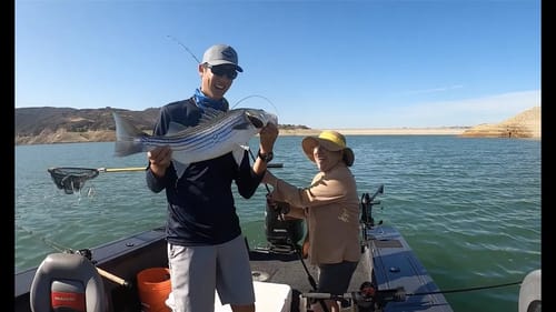 Castaic Striper (8lber Caught!!)