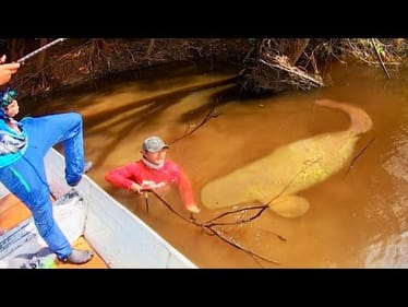 JEREMY WADE never caught one THIS BIG!!