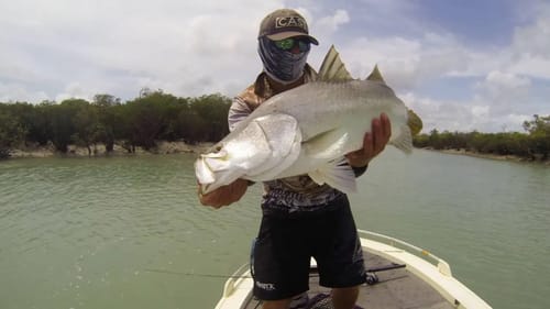 DANIEL POWELL BARRA HUSTLE - Cast Magazine