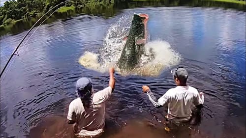 IS THIS FISH EVEN CATCHABLE?!! (DANGEROUS)