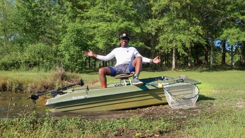 I BOUGHT A NEW JON BOAT (PELICAN BASS RAIDER 10E)