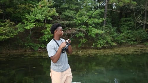 Buzzbait Fishing Before A Thunderstorm (Big Bass)