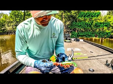 SHALLOW WATER Buzzbait Tactics To CATCH More BIG BASS!!!