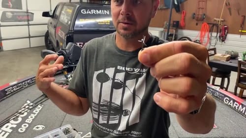#TackleTipTuesday — triple check your hooks ‼️🧐 Trokar #keepemsharp
