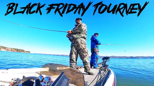Fishing A BLACK FRIDAY BASS TOURNAMENT on Lake Guntersville!