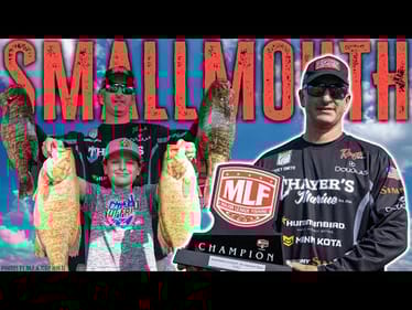 BIG St. Lawrence River Smallmouth Bass - UNREAL MLF Tournament Comeback